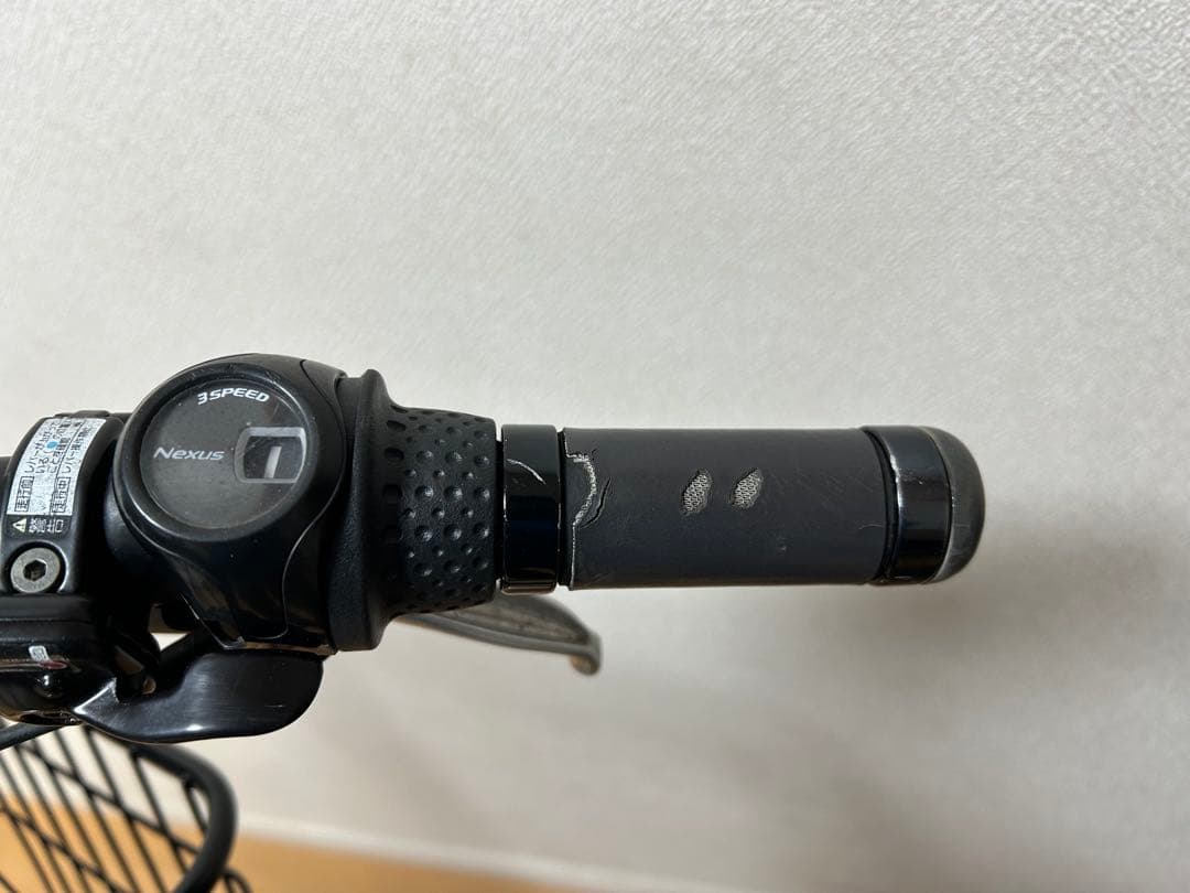 電動自転車　横浜　ブリヂストン　ビッケ　20インチ 前後タイヤ新品　子供乗せ