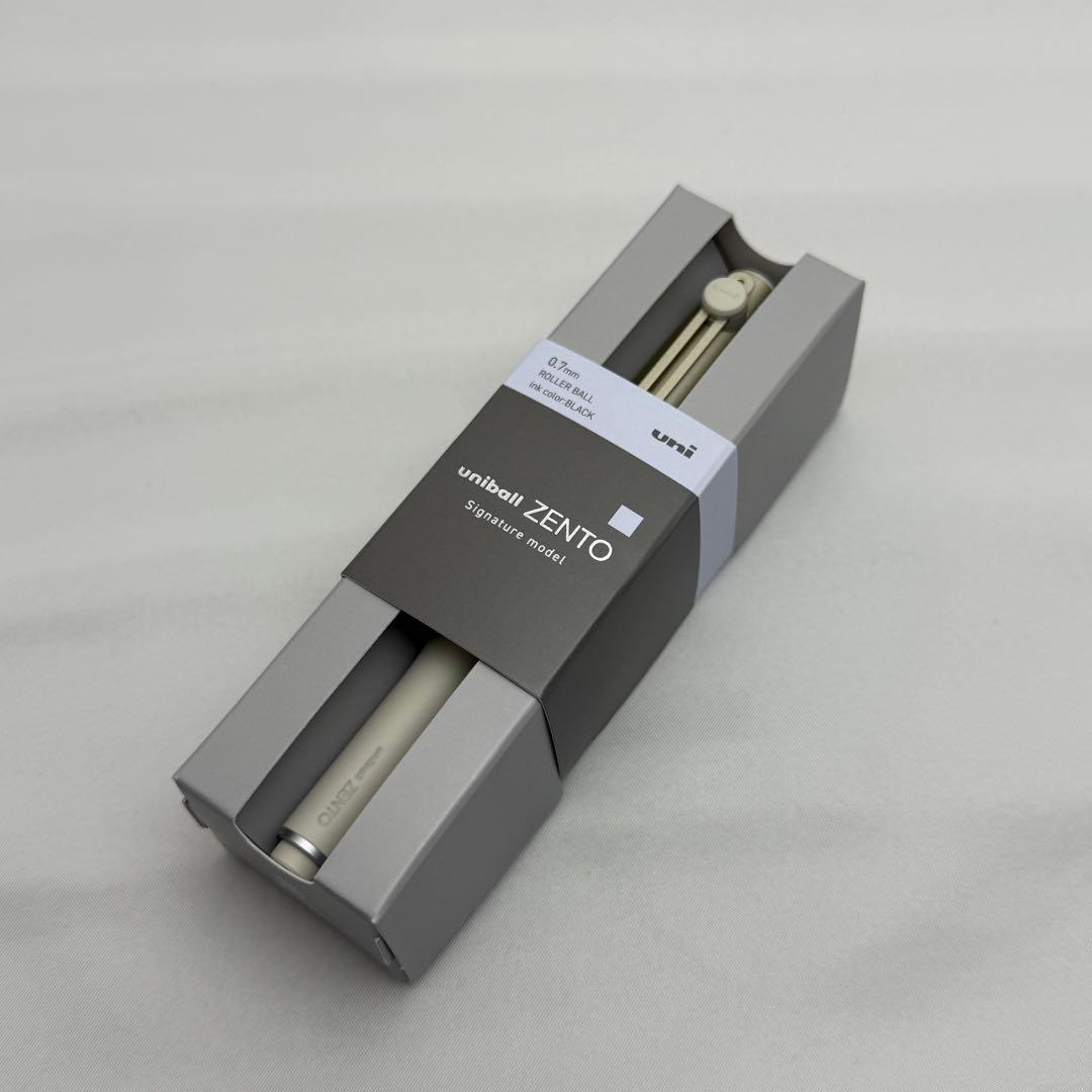 【入手困難】ユニボールゼント シグ二チャーモデル　シルバー　シャンパンゴールド