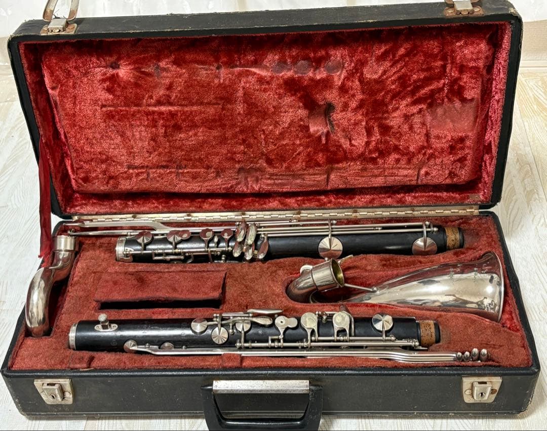 【稀少】バスクラリネット　ノブレ　ケース付き　木製（グラナディラ材）