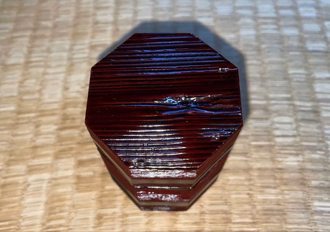 ホットスルー　茶道具 棗　国宝・待庵古材 溜塗八角茶器