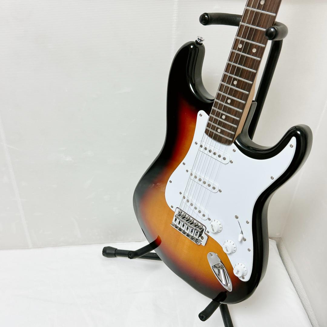 美品 Squier スクワイヤー Stratocaster ストラト ブラウン