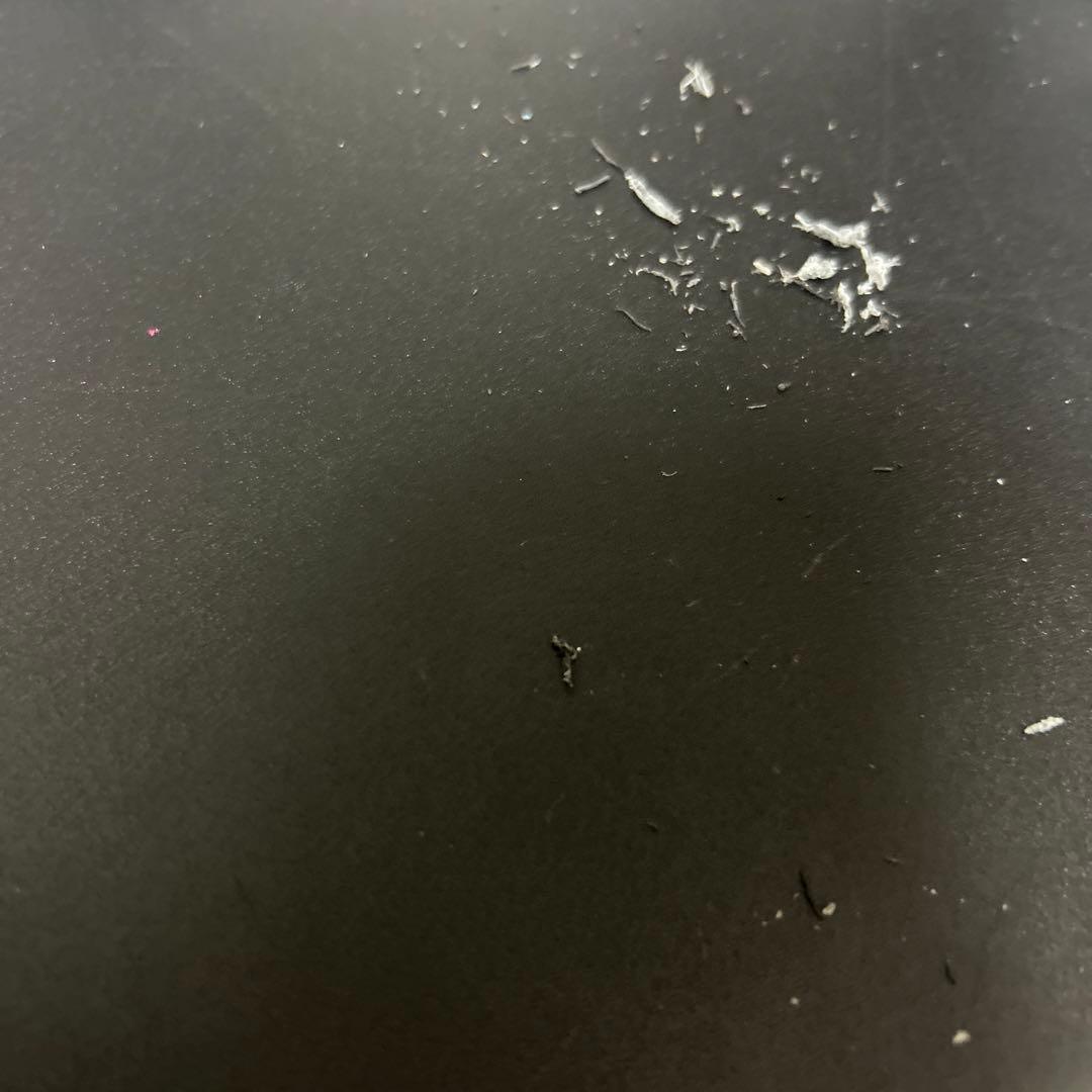 紙がお造りした消しカス