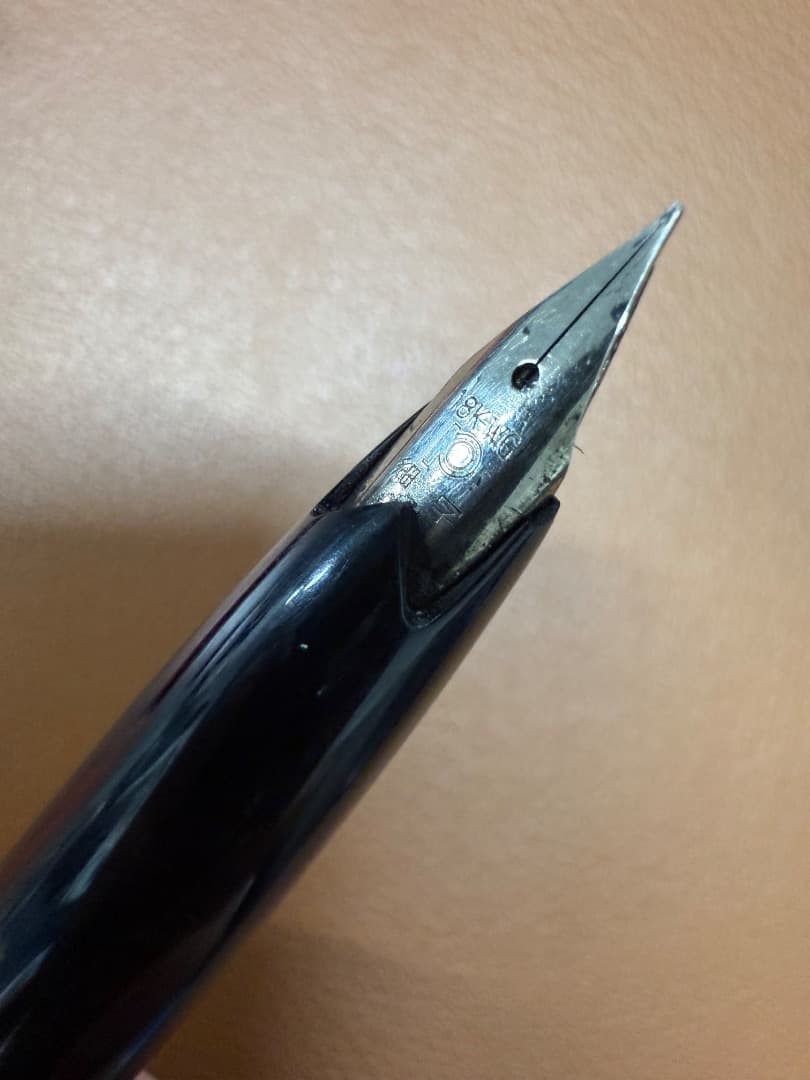 d*3様 万年筆　ペン先18K-WG