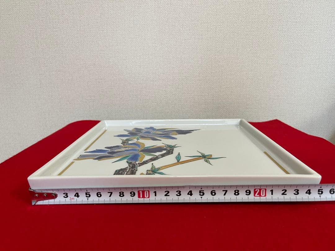 芸術院賞受賞 山岸大成作 色絵 飾皿 『牡丹』 管理K367