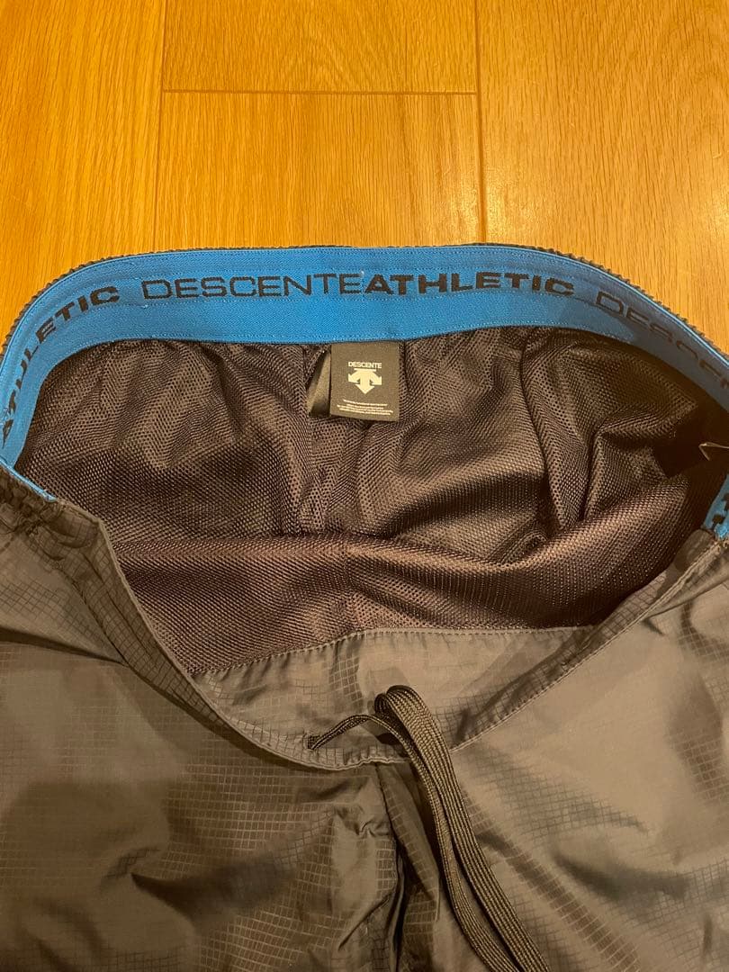 【美品】デサントmovesports Lサイズ上下