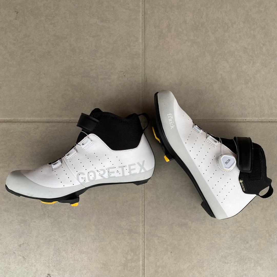 フィジーク　Fizik Tempo ARTICA GTX 42.5