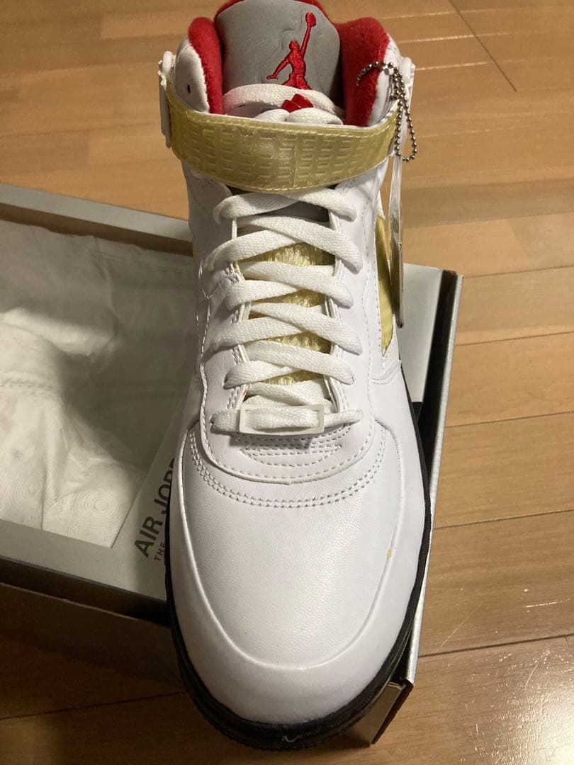 流川着用カラー Nike Air Jordan 5 & air force1