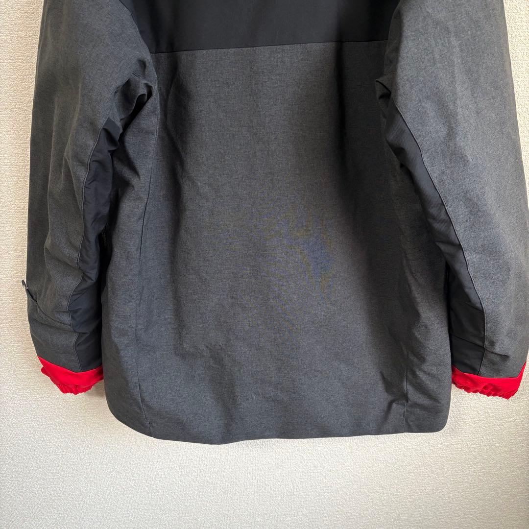 【超美品】DESCENTE スキーウェア ジャケットL