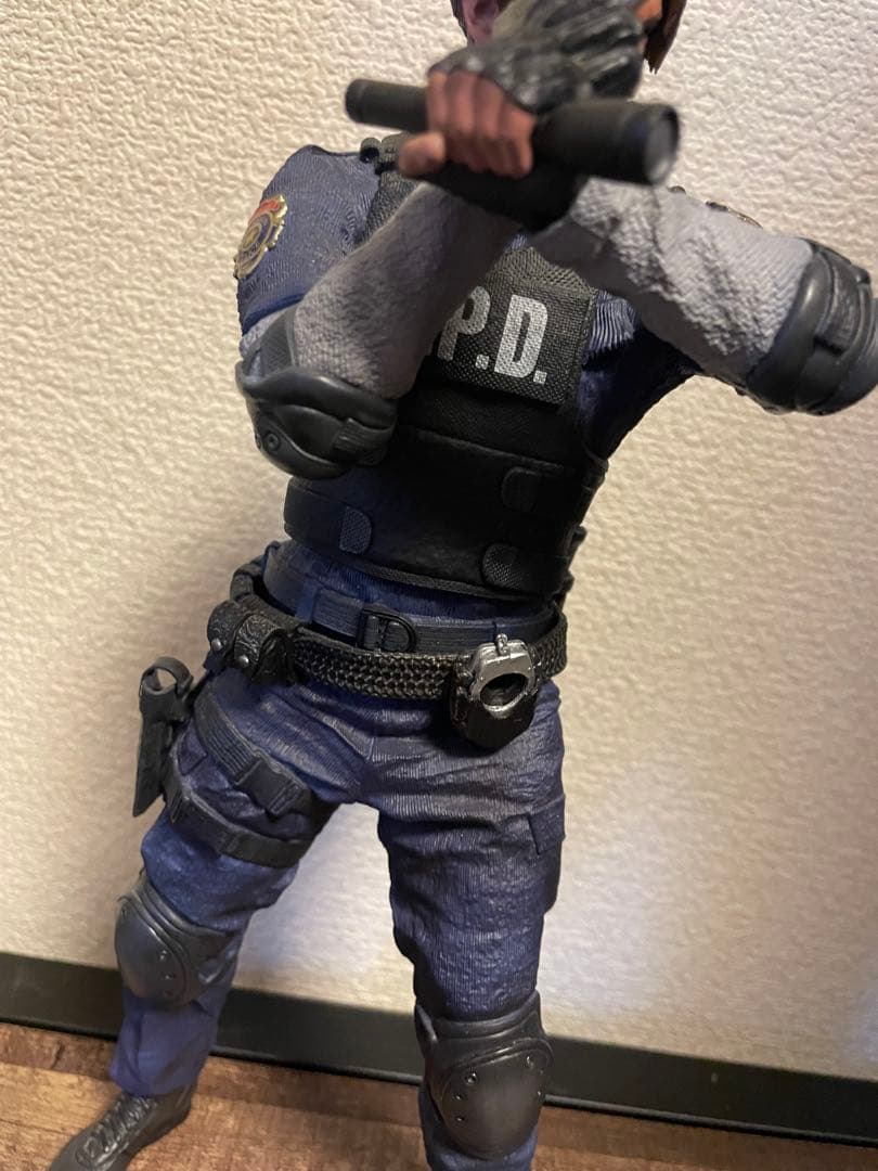 レオン・S・ケネディ フィギュア バイオハザードRE2 コレクターズエディション