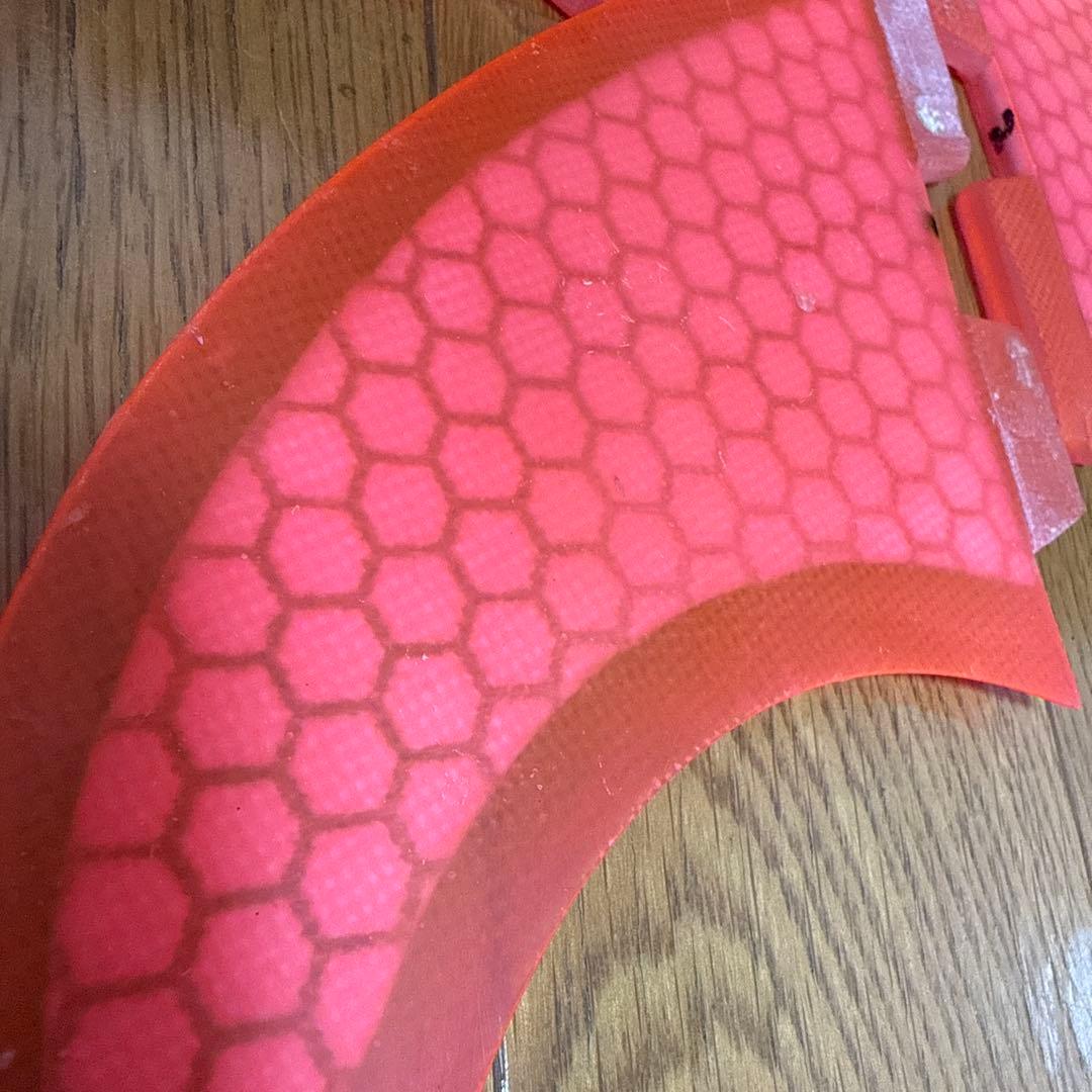 ピンク サーフボードフィン 2枚セット　fcs2