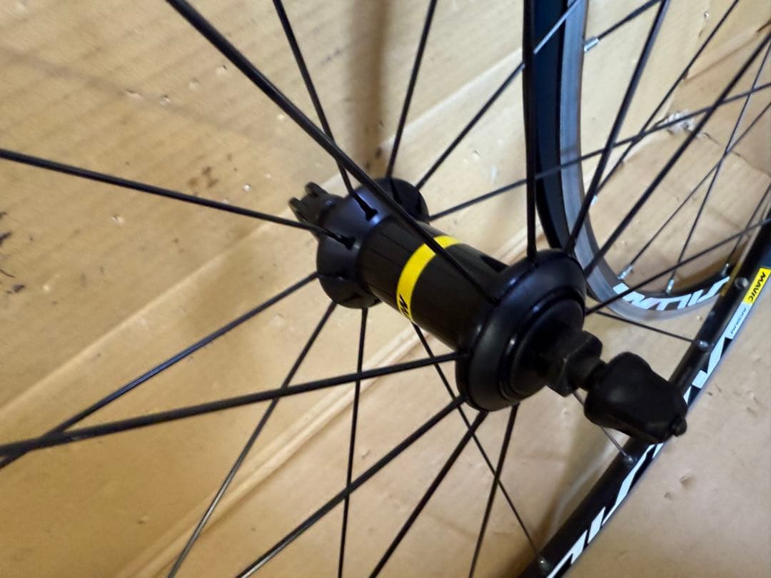 MAVIC AKSIUM アルミホイール前後セット　美品