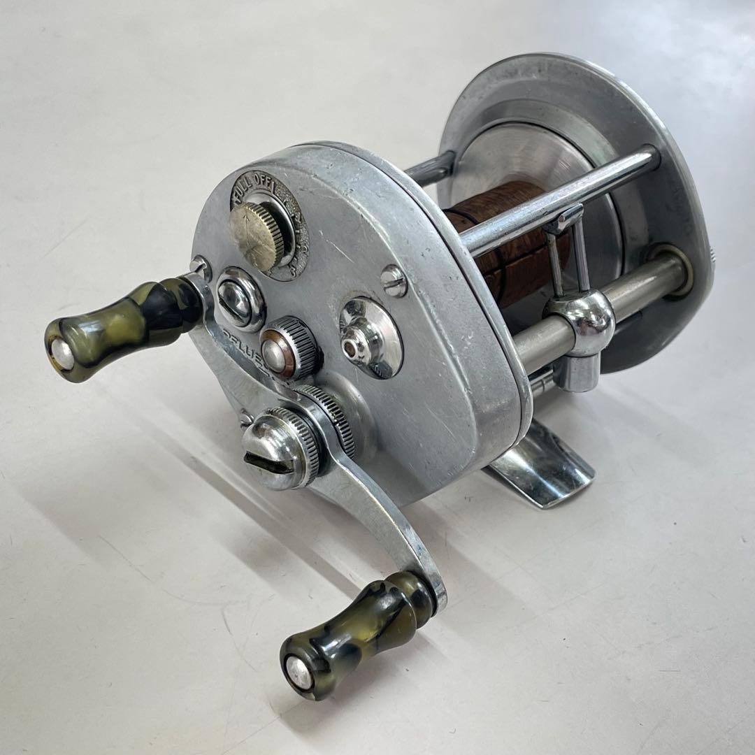 1940年 PFLUEGER SUPREME 1573 ダイレクトリール