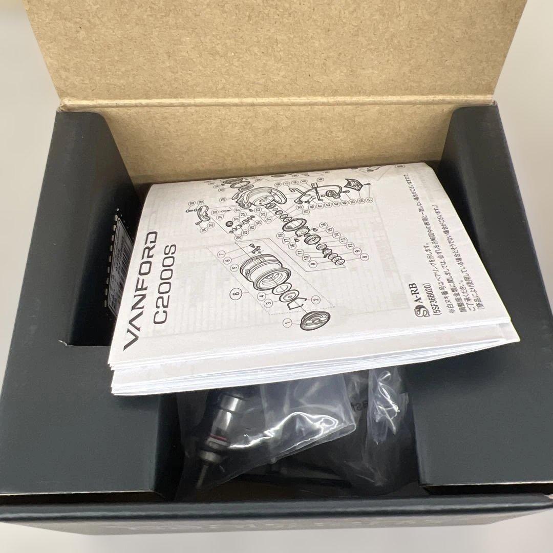 60136 シマノ　スピニングリール 20 ヴァンフォードC2000SHG