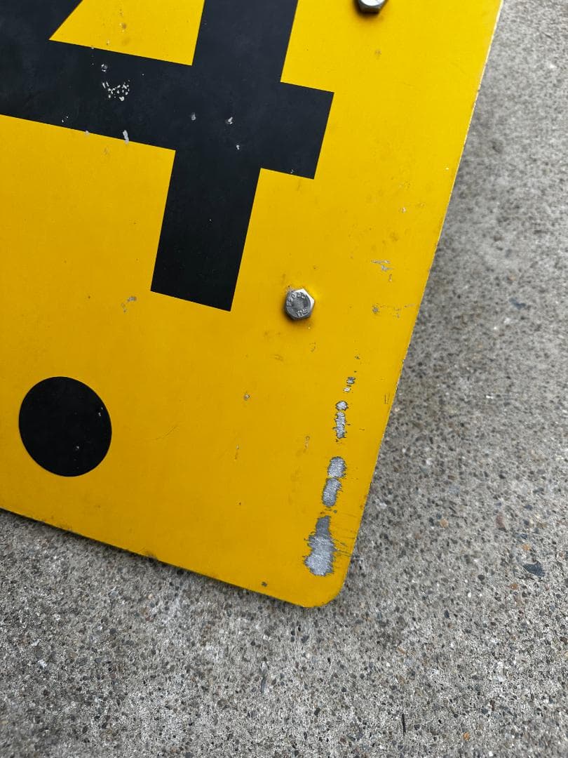 空港の誘導路または滑走路補助標識、米国 FAA 仕様タイプ　アメリカ看板標識