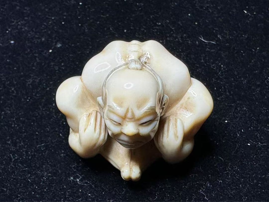 根付　置物　アンティーク　天然素材　彫刻 古美術品　細密細工　骨董コレクション