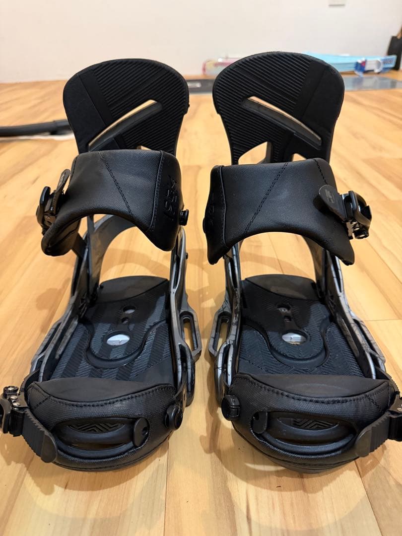 Burton mission estスノーボードビンディング ブラック グレー