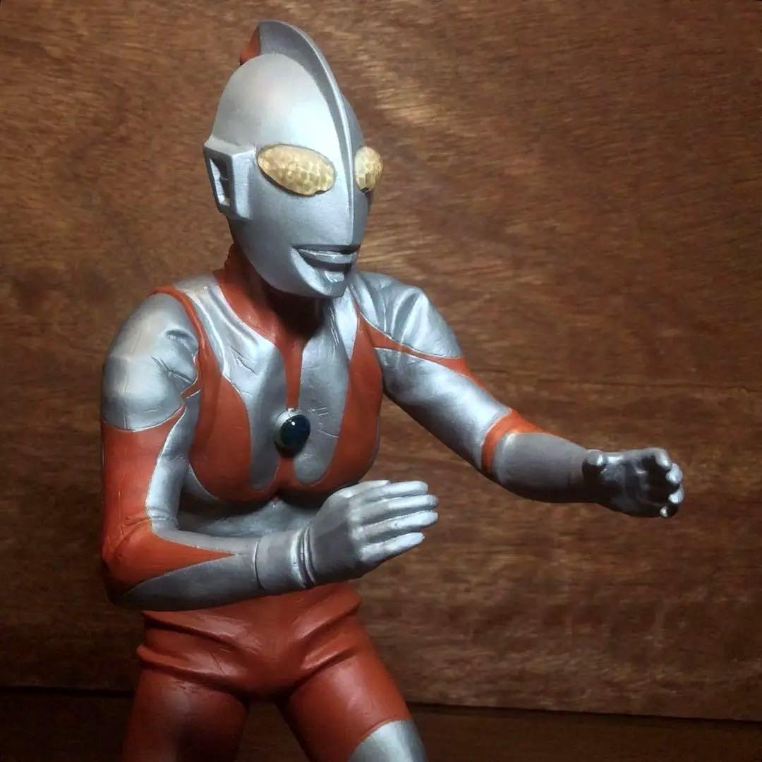 大怪獣シリーズ ウルトラマン(Cタイプ) 修正塗装済み　フィギュア