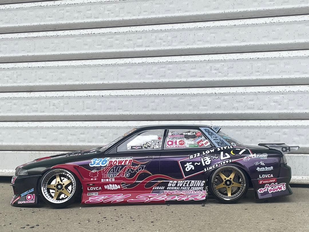 パンドラRC BN sports R32 4ドア あ〜ぼ〜ムーン仕様塗装済未走行