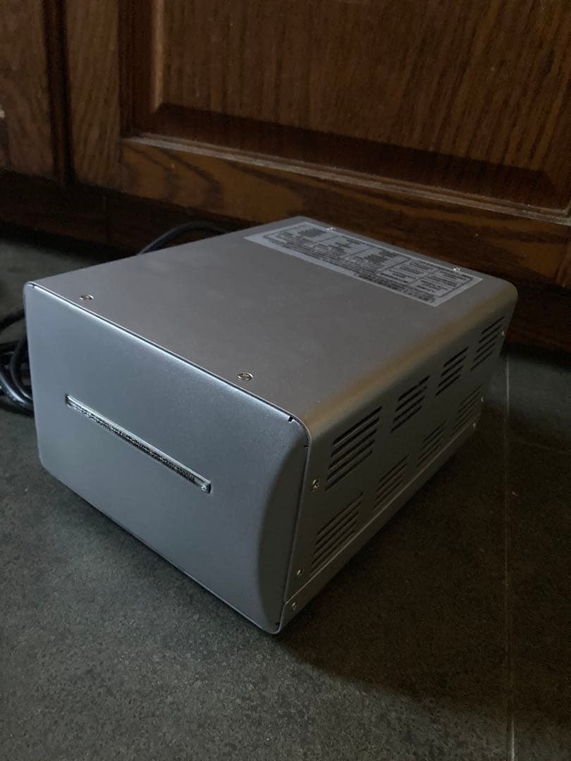 カシムラ 海外国内用大型変圧器 220-240V/3000VA