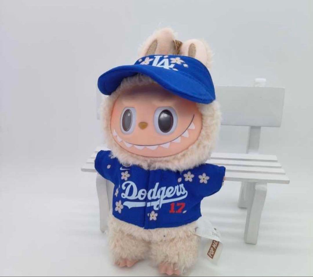 ラブブのドジャース桜限定オオタニユニフォームサンバイザー（ラブブは含みません）