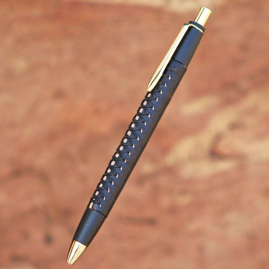 革軸ペン　ヌメ革 ブラック　シックザール　schicksal