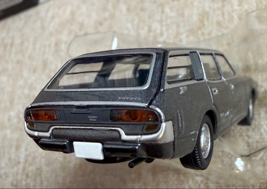 トミカリミテッドヴィンテージネオ LV-N163b トヨタ　クラウン　バン