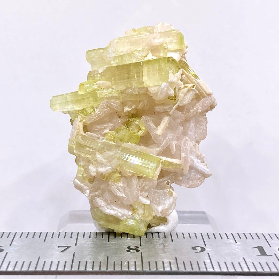 トルマリン　グリーントルマリン　クラスター　原石　鉱物標本　天然石　389