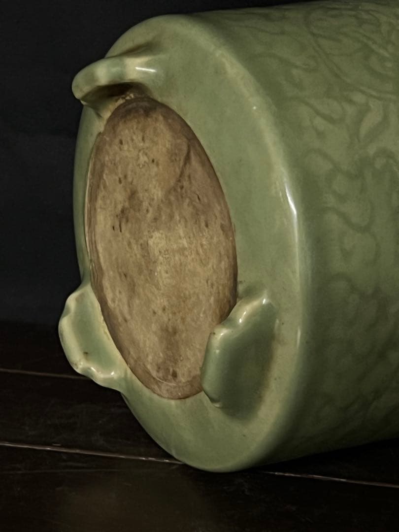 古美術•書•　時代物•龍泉窯青磁筆入•水指•XG：33-1