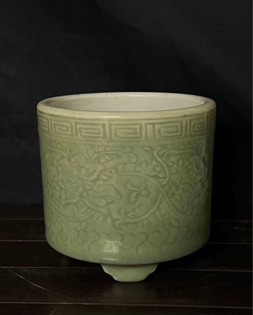 古美術•書•　時代物•龍泉窯青磁筆入•水指•XG：33-1