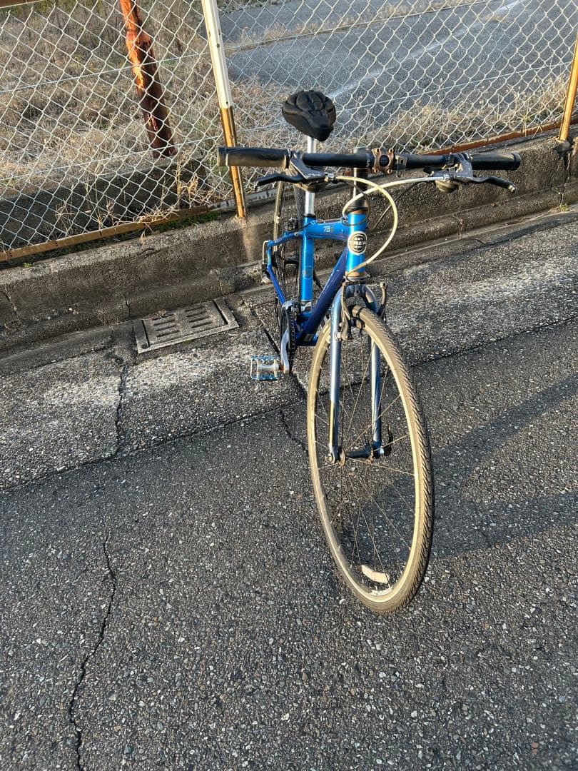 TREK クロスバイク　7.3 FX ロードバイク　チェーン・ケーブル交換済み