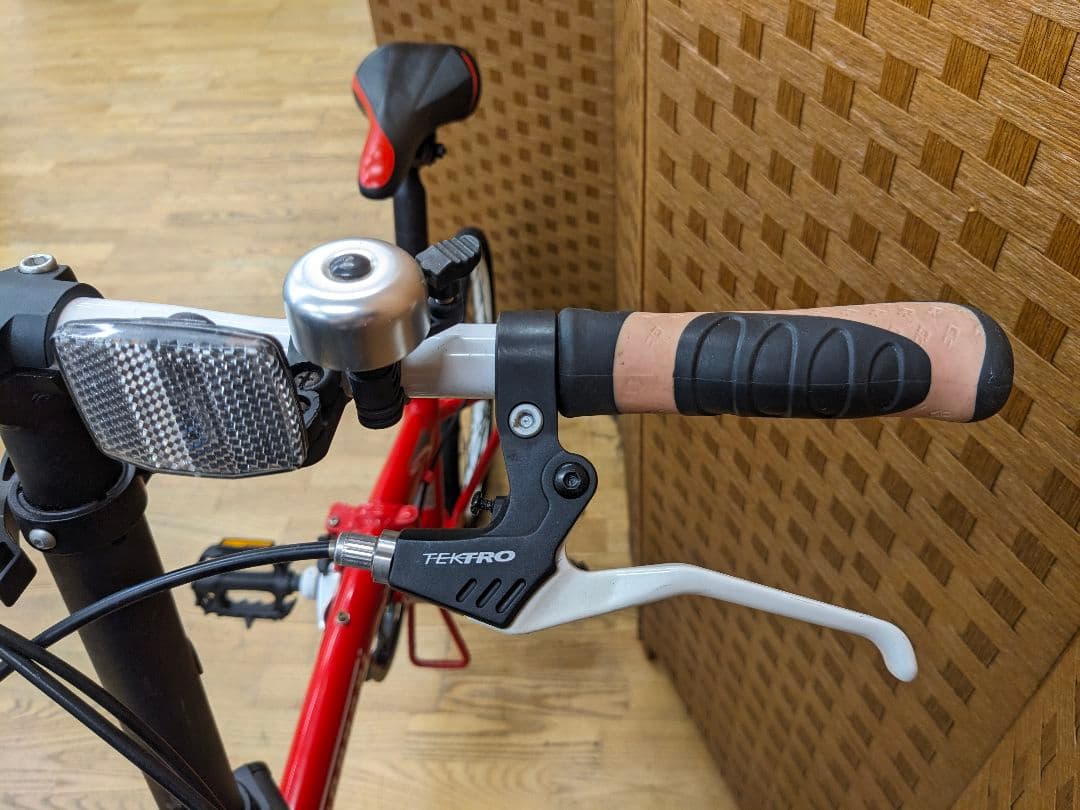 U013 折り畳み自転車　Ferrari　20インチ 7段変速　ミニベロ