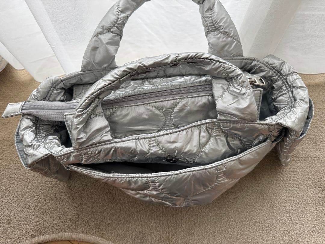 ARCHIVIO シルバー キルティングバッグ