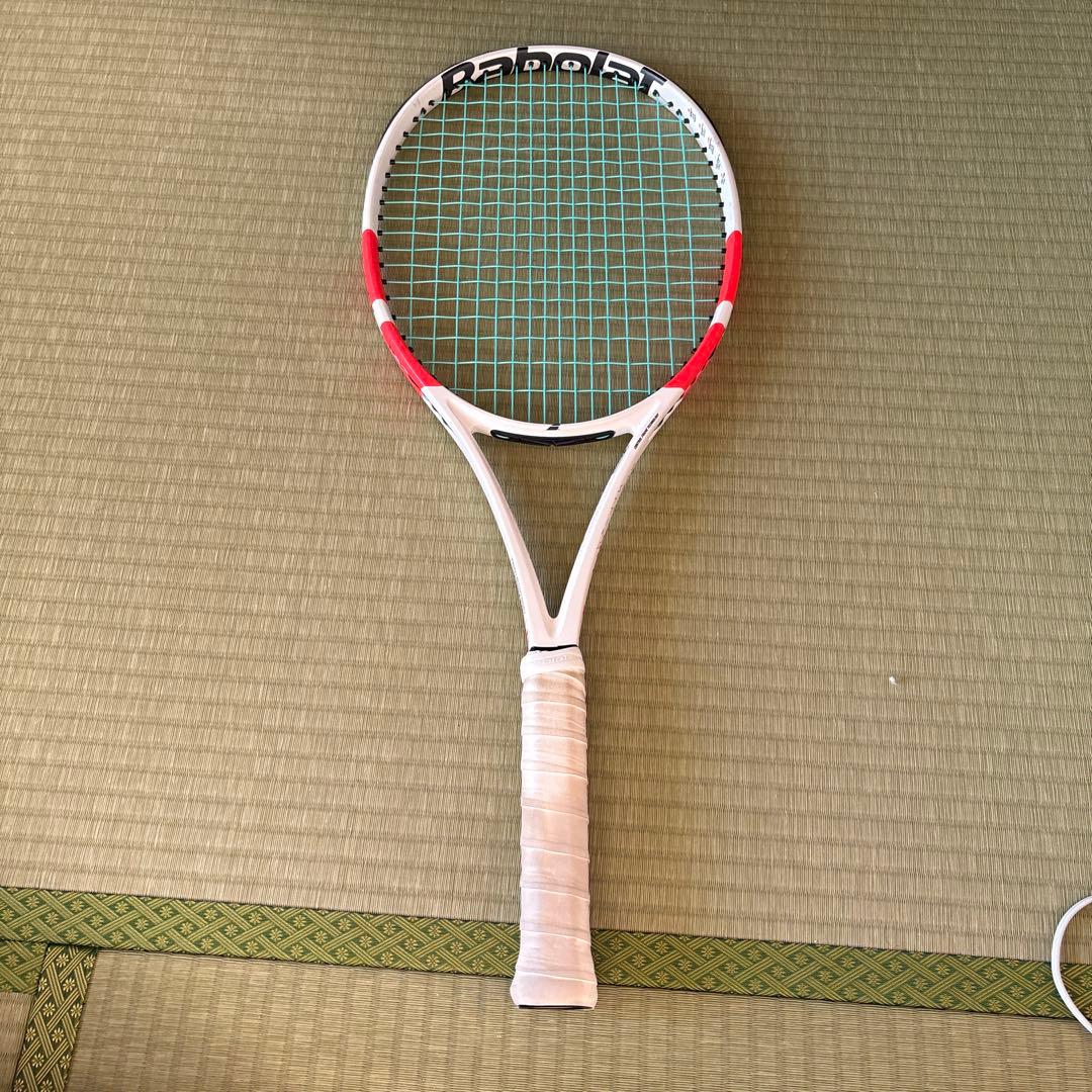Babolat Pure strike 100 グリップ2