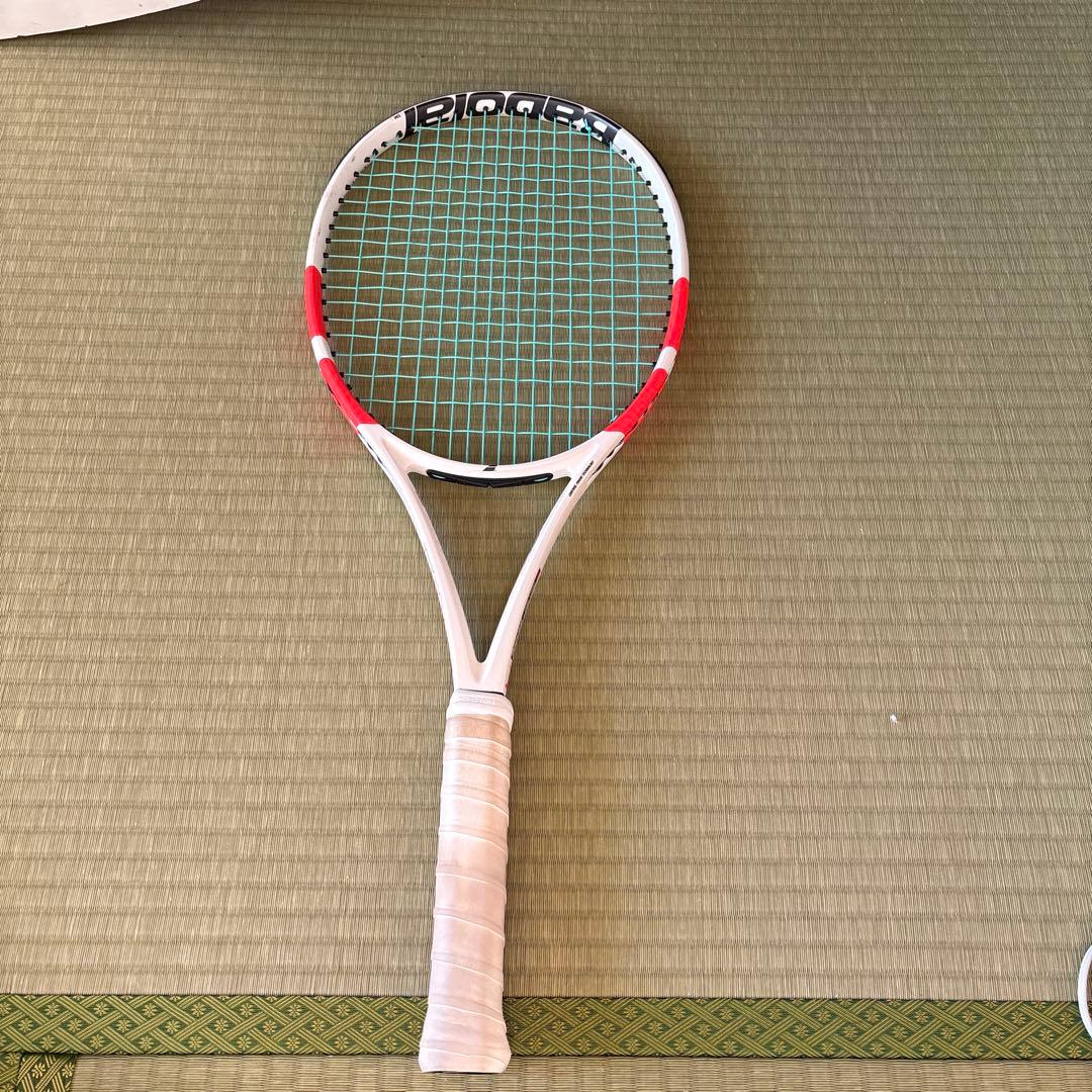 Babolat Pure strike 100 グリップ2