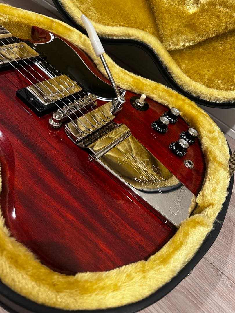 ギター Epiphone by Gibson 64 SG Maestro Vibrola