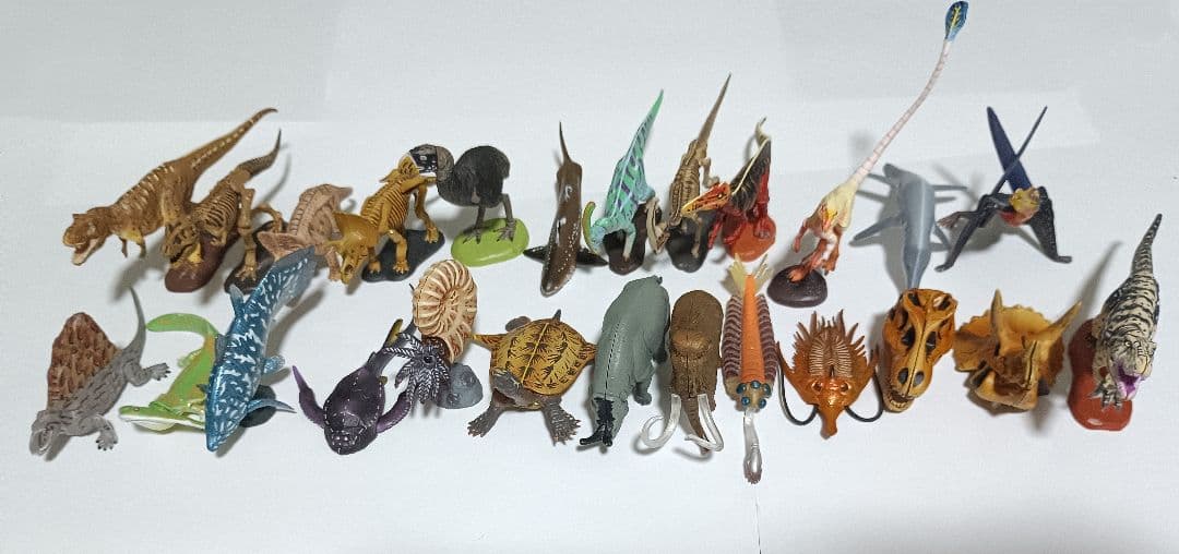 真・真・最終値下げ　恐竜フィギュアまとめ売り　チョコラザウルス　ダイノテイルズ