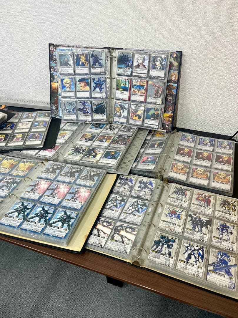 ゆ*り様 ガンダムウォー 大量セット まとめ バインダー 7冊 ID531099