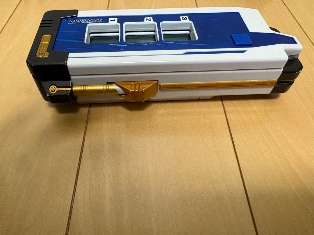 大怪獣バトルナイザー、大怪獣NEOバトルナイザー、レイモン