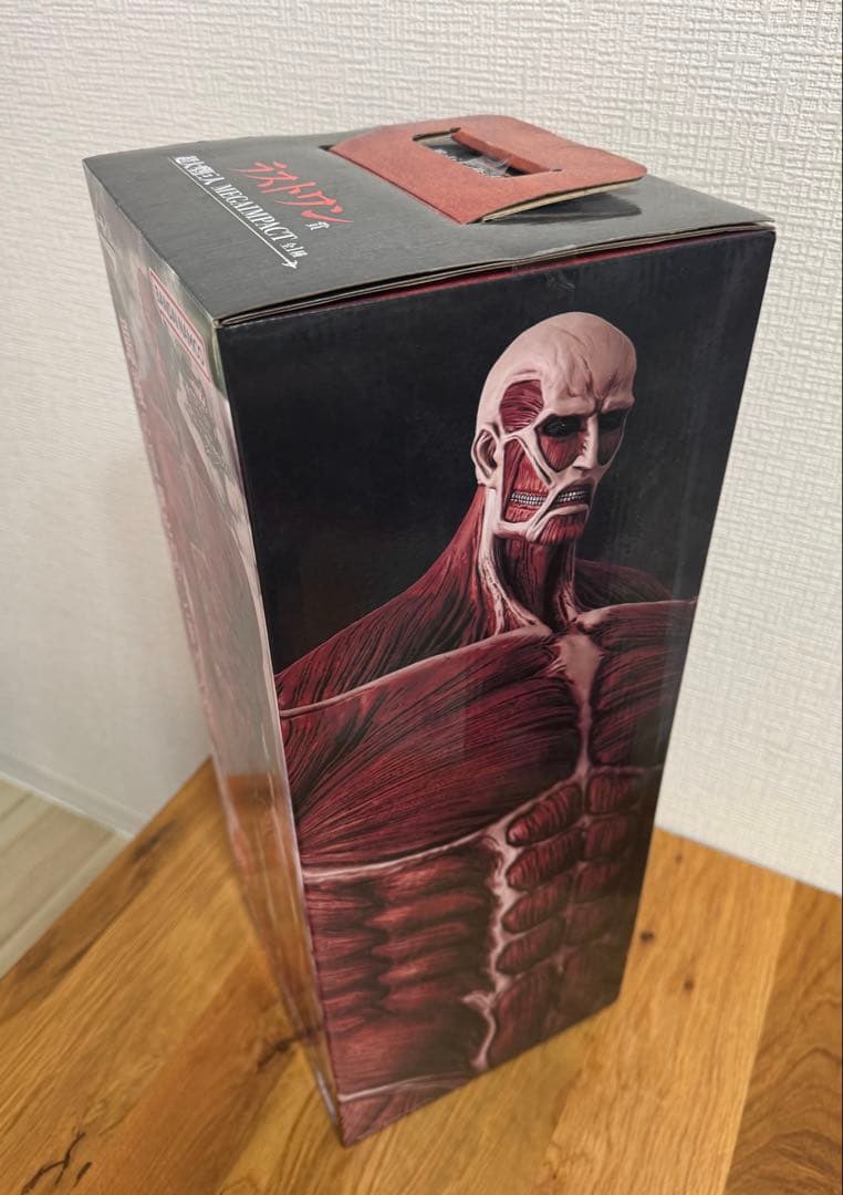 こ*く様 進撃の巨人 一番くじ ラストワン 超大型巨人フィギュア