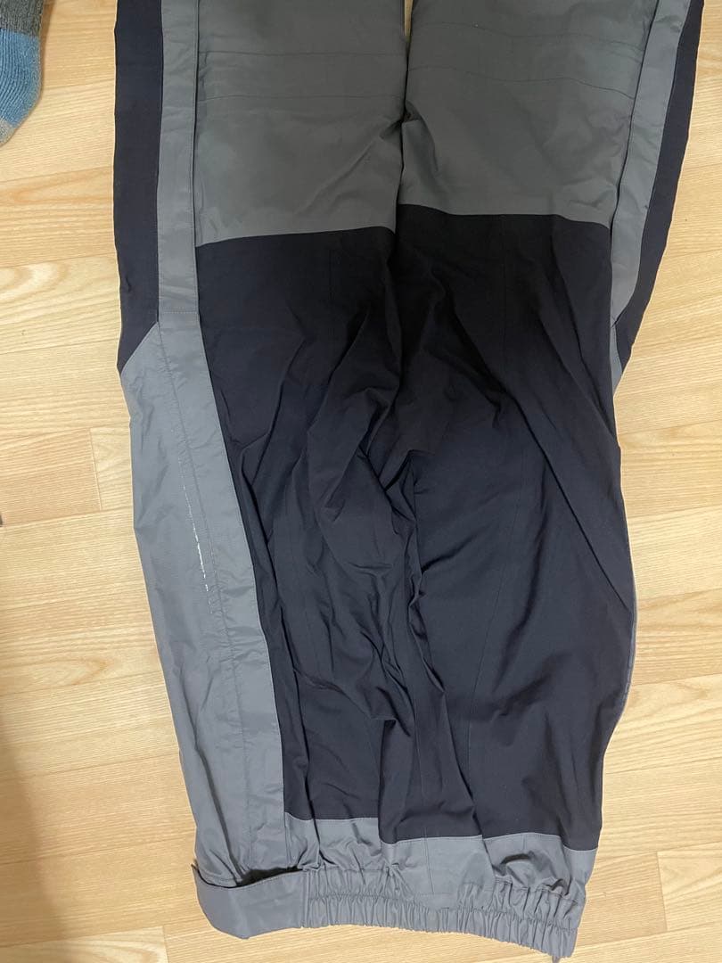 希少THE NORTH FACE グレーパンツ