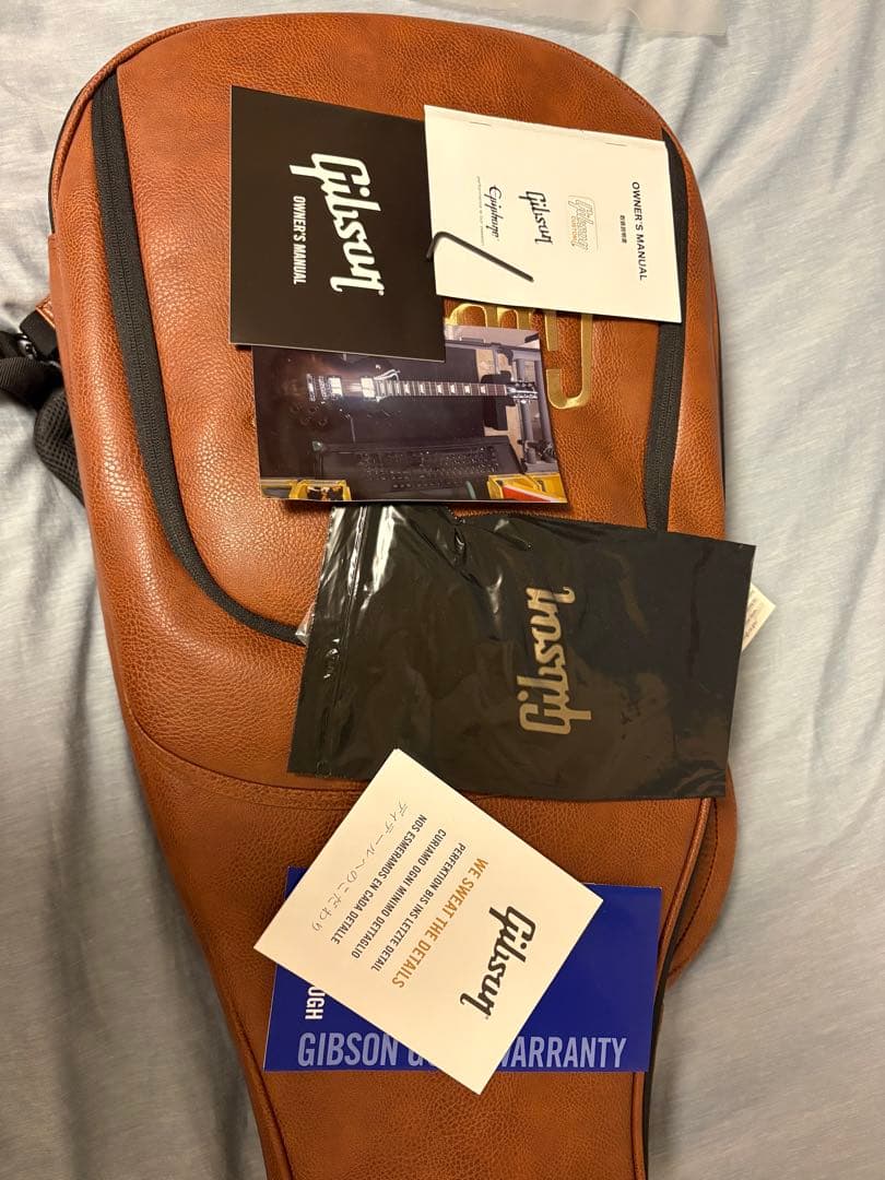 Gibson Les Paul studio ブラウン ハードケース付き