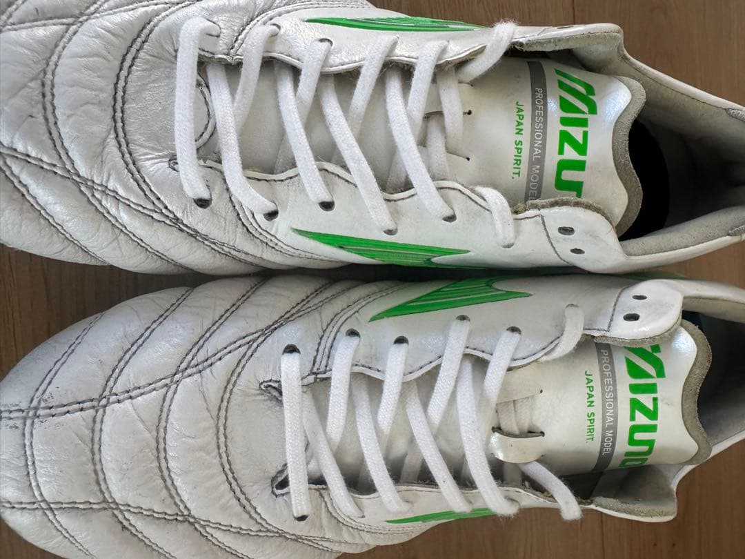 Mizuno サッカーシューズ プロフェッショナルモデル　モレリア　白緑　限定品