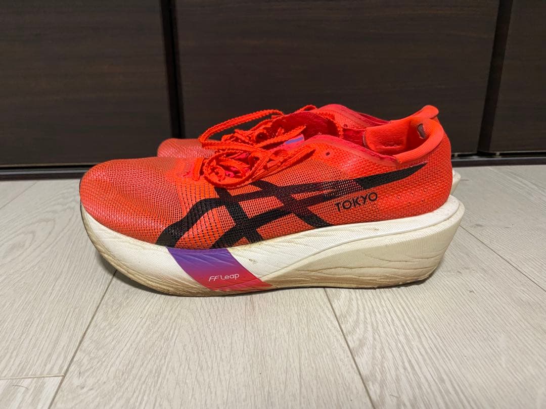 25.5cm asics メタスピードエッジtokyo