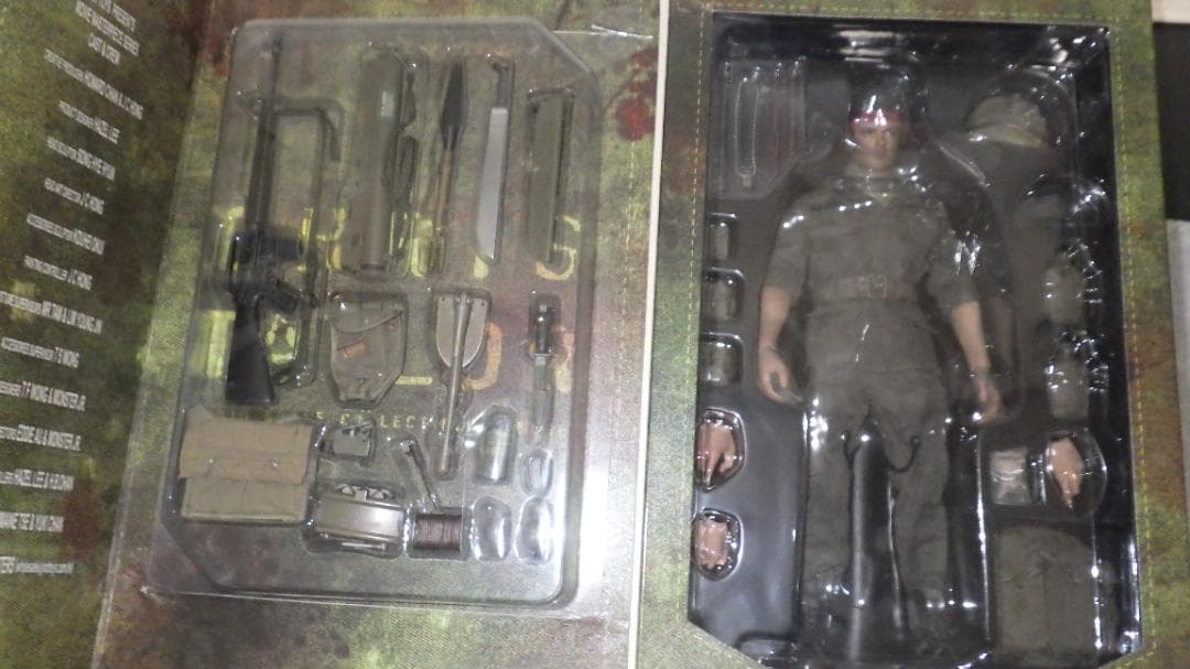 ホットトイズ　HOTTOYS　プラトーン