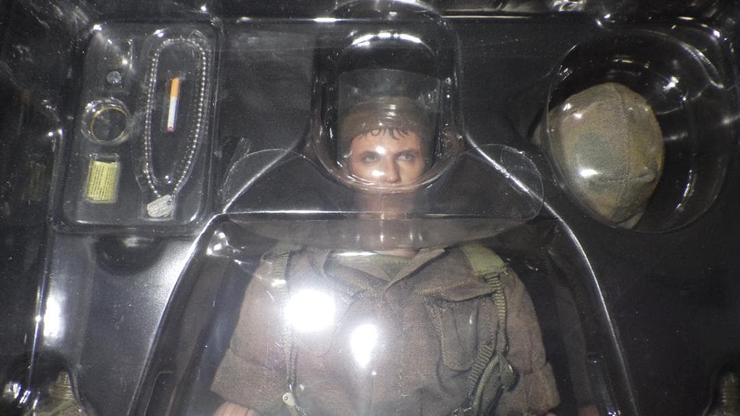 ホットトイズ　HOTTOYS　プラトーン