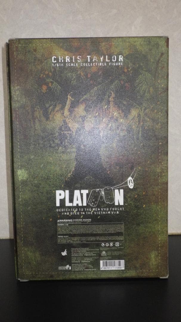 ホットトイズ　HOTTOYS　プラトーン