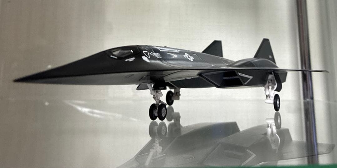 トップガン　ダークスター　1/72