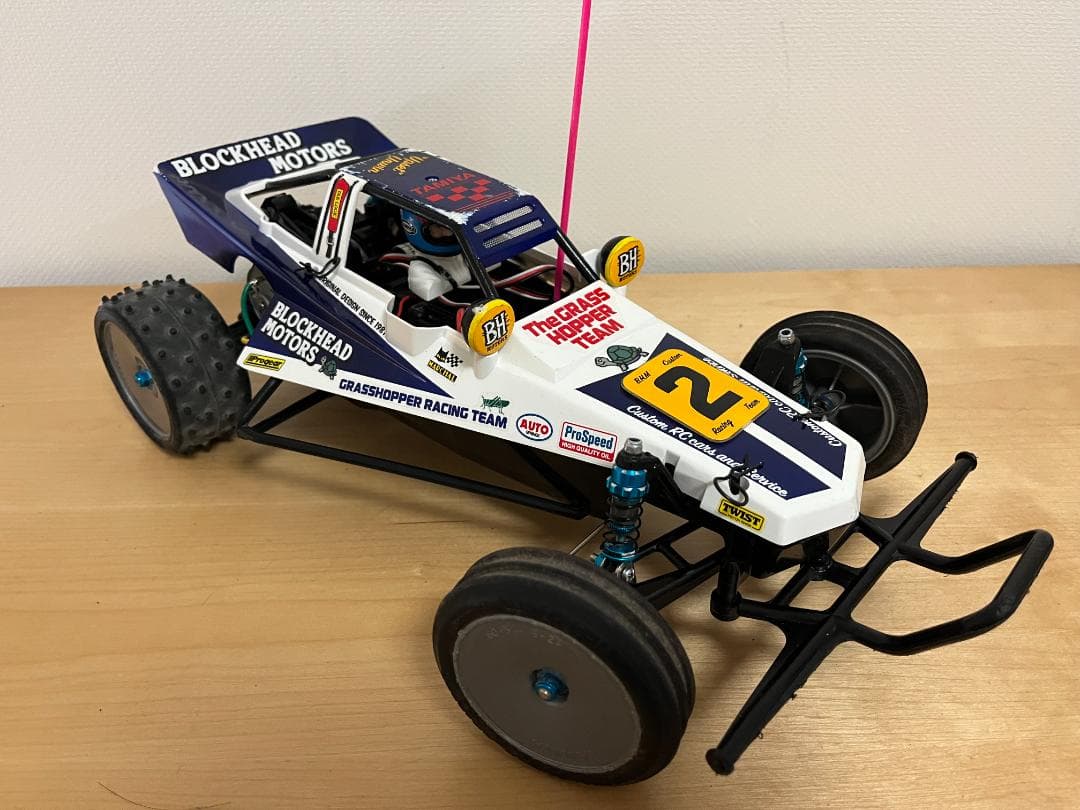 karlgocci。タミヤ RC グラスホッパーカスタム ブロックヘッド