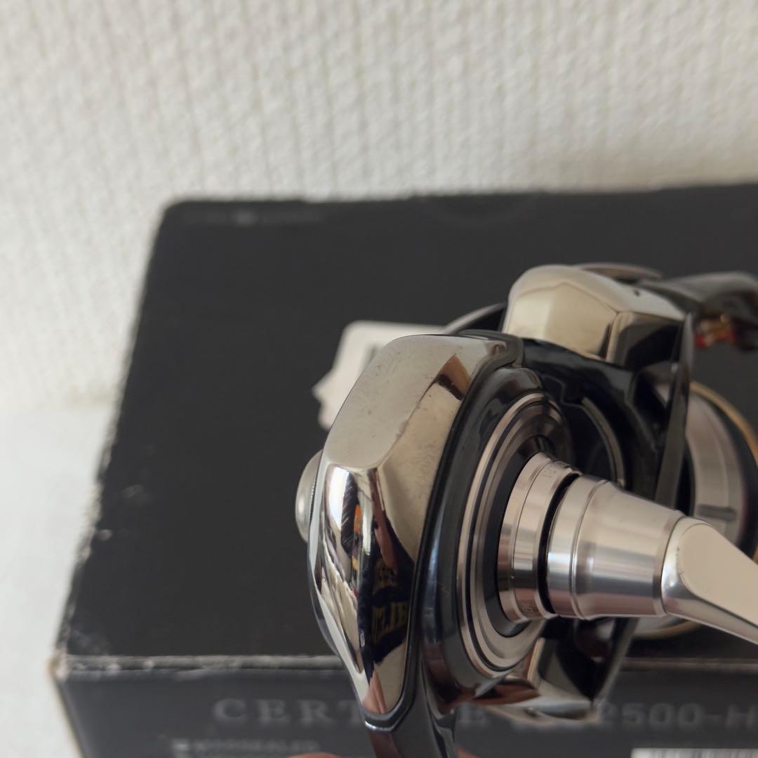 Daiwa 19CERTATE LT2500-H スピニングリール