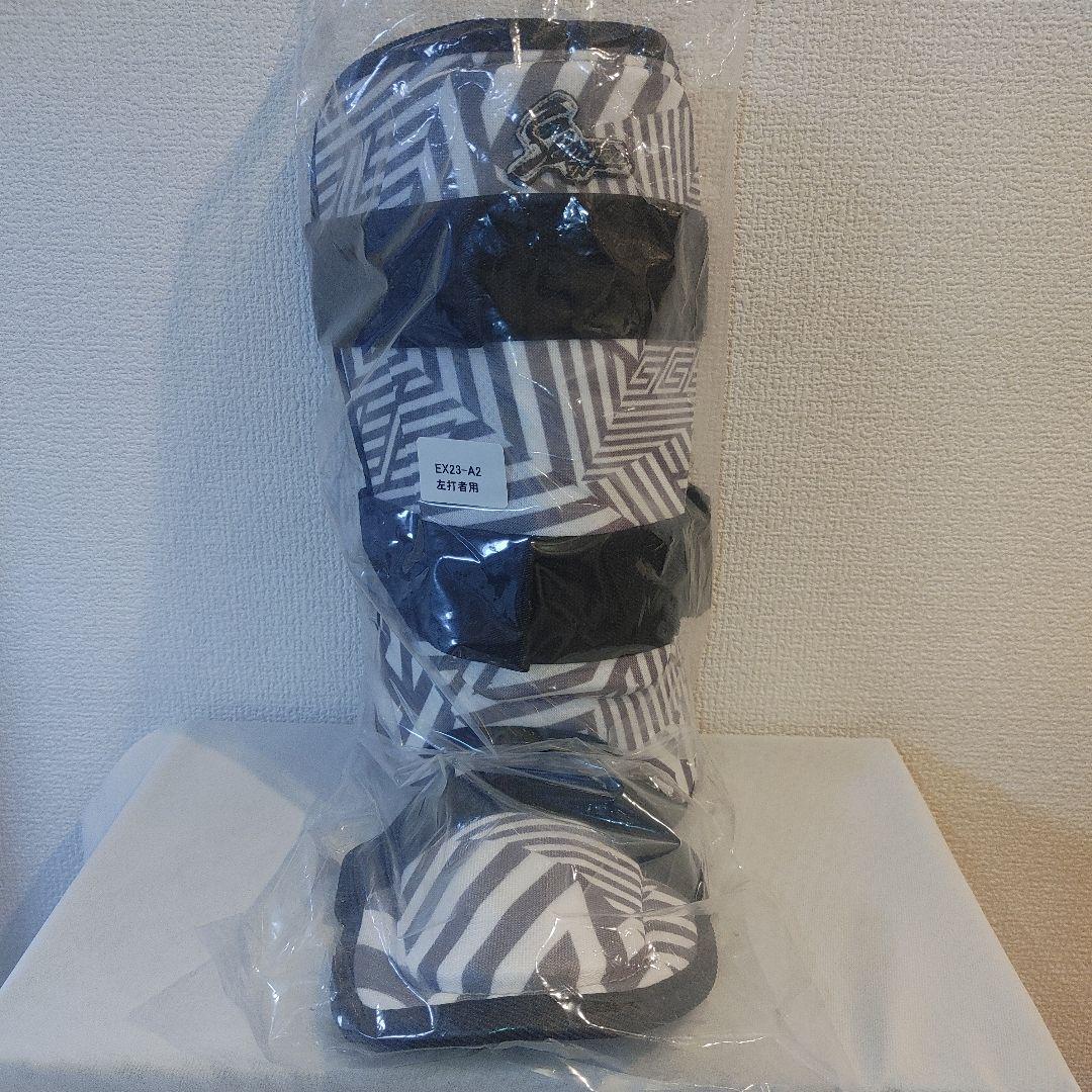 スラッガー　オールスター限定　フットガード 左打者用　③